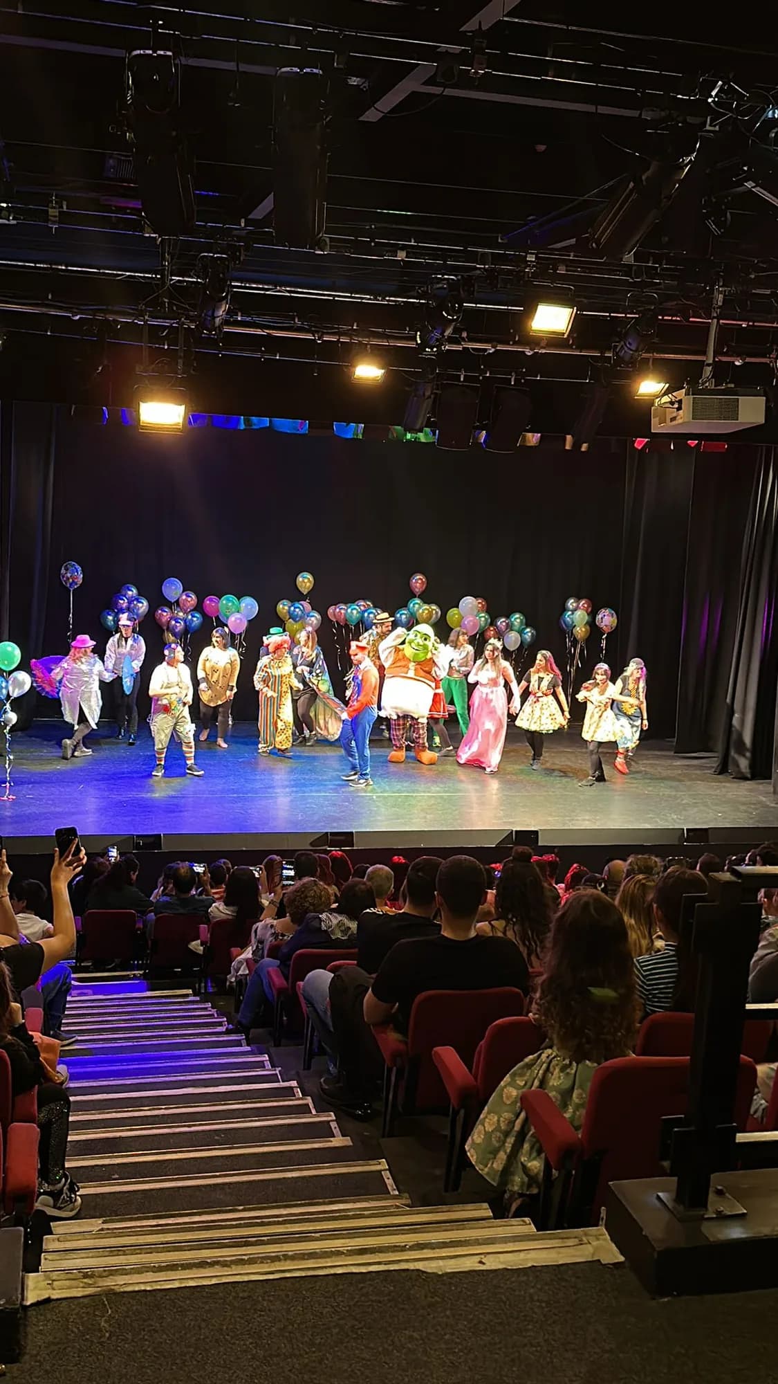 London Emek Theatre